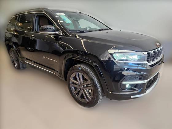 JEEP COMMANDER 2.2 TURBO DIESEL OVERLAND AT9